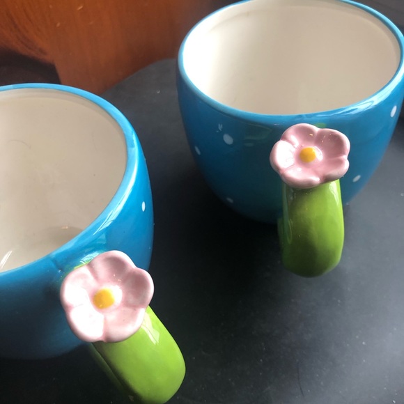 Matching mugs - Picture 6 of 9